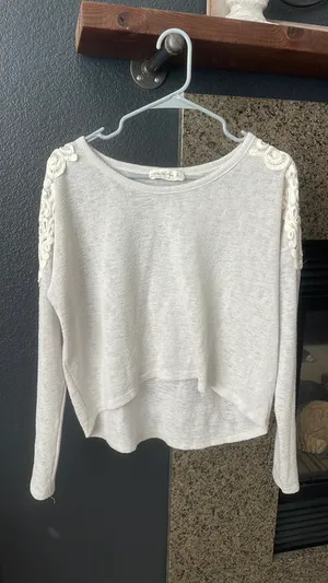 Abercrombie Long Sleeve thumbnail 1