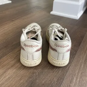Reebok Sneakers thumbnail 5