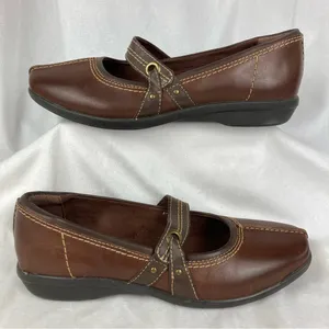 Clarks Collection Women's Hayden Maize Mary Jane Brown Leather Flats Sz 8.5 EUC thumbnail 2