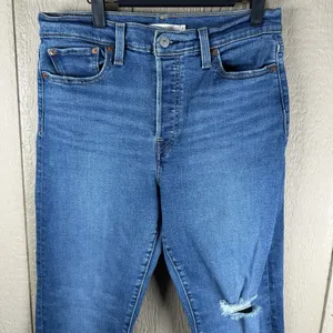Levis Wedgie Straight Jeans Womens Size 31x28 Distressed Button Fly Medium Wash thumbnail 2