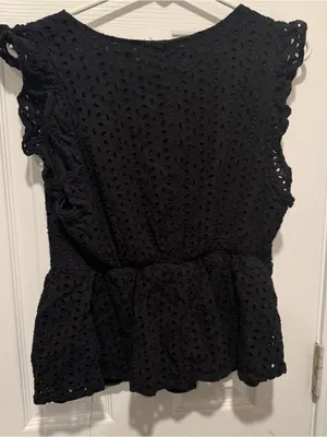 Mi Ami Black Eyelet Ruffle Peplum Top Women’s XL Sleeveless Blouse thumbnail 3