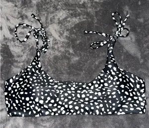 Zaful Black and White Speckled Padded Swimsuit Top Medium thumbnail 1