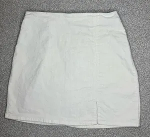 Hollister Corduroy Mini Skirt 🤎 Fall Must-Have! thumbnail 1