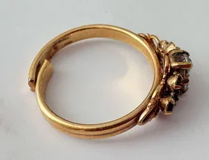 Vintage Sarah Coventry Elegant Gold Red Burgundy Gemstone Adjustable Ring thumbnail 5