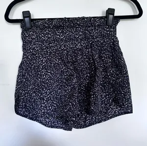 Free People Movement Printed The Way Home Women’s Athletic Shorts Size XS thumbnail 1