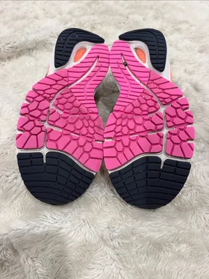 New Balance Fresh Foam 860v12 running shoes in Navy Woman’s Size 8.5 thumbnail 5