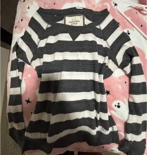 Abercrombie & Fitch vintage top thumbnail 1