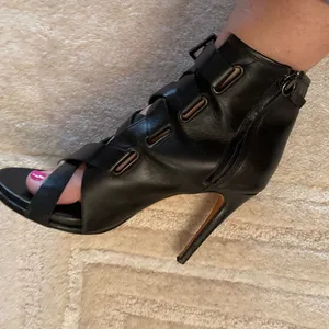 DVF Diane Von Furstenberg Black Stiletto Leather Booties thumbnail 12