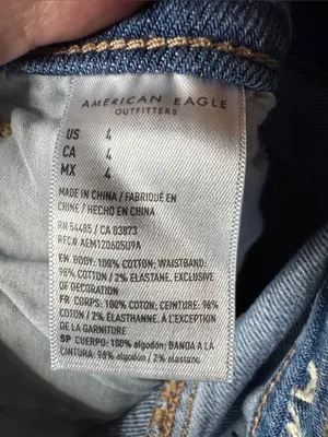 American Eagle Highest Rise Mom Jean Shorts Distressed Cutoff Denim Size 4 thumbnail 5