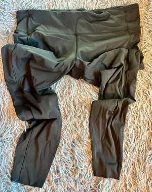 Lululemon Fast and Free High-Rise Tight 25 Nulux Black Leggings Pockets Size 14 thumbnail 1