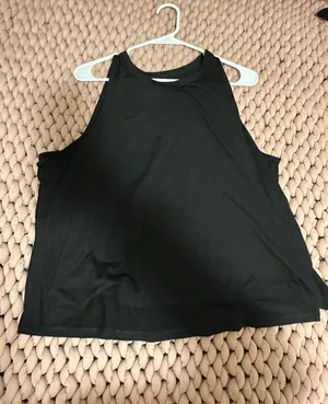 Old Navy Tanktop thumbnail 1