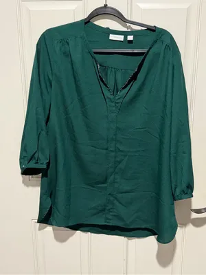 New York & Company Emerald Green‎ V-Neck Blouse thumbnail 1
