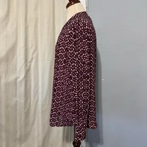 Ivanka Trump Burgandy Dressy LS Blouse Women’s L Half Clasp Button Office‎ Wear thumbnail 4