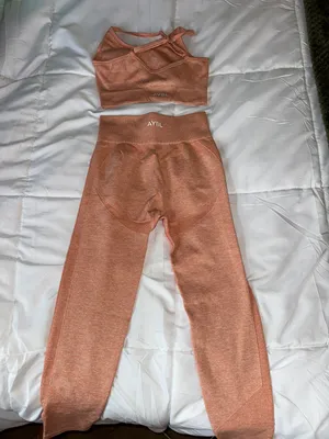 AYBL Seamless Peach Set thumbnail 2