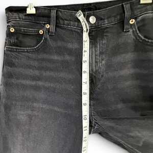 American Eagle High Waisted Cuffed Stovepipe Jean Womens 8 Black Classic Denim thumbnail 10
