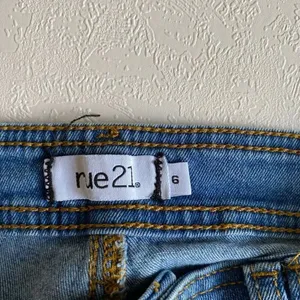 Rue21 Women’s Flare Jeans Size 6 Blue Denim High Rise Vintage Y2K thumbnail 3