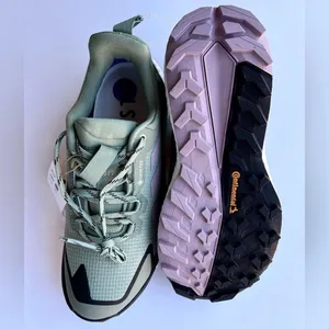 NWT Adidas Terrex Free Hiker 2.0 Low Gore-Tex Hiking Shoes Size 6.5 Green thumbnail 3