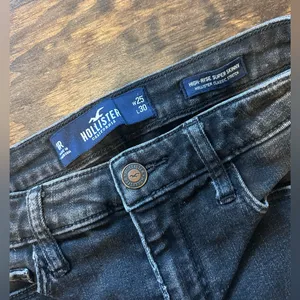Hollister Women’s Dark Wash Gray-Black Jeans thumbnail 3