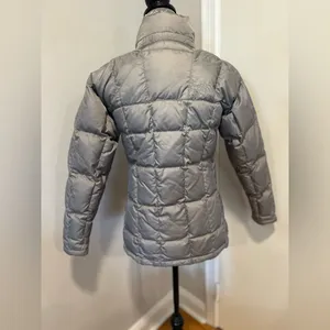 THE NORTH FACE Women’s Sz: XS Puffer Jacket Silver Goose Down Fill Quilted. thumbnail 2