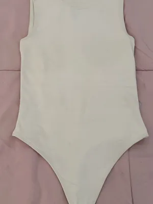 Aritzia Babaton Contour Muscle White bodysuit, size XS minimalist quiet luxury thumbnail 11