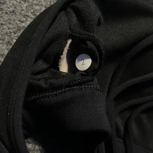 Lululemon Make A Move Bra Size 2 Black thumbnail 4