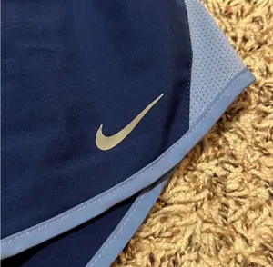 Nike Shorts Size L thumbnail 2