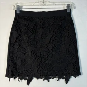 American Eagle Outfitters Black Lace Front‎ Mini Skirt Womens Size 0 thumbnail 1