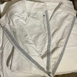 Tommy Hilfiger Sweatpants thumbnail 2