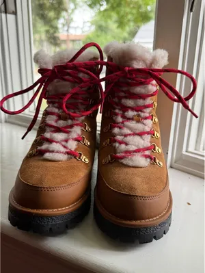 Tory Burch Shearling-Lined Brown Suede Hiking Boots with Red Laces Sz 8.5 thumbnail 2