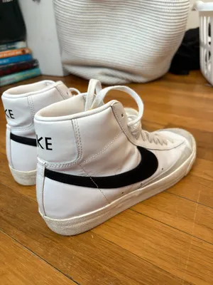 Men’s 10 Nike Blazer Mid 77 Vintage thumbnail 2