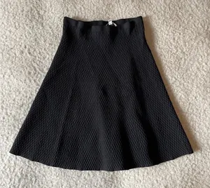 ‎Cabi small skater skirt thumbnail 1