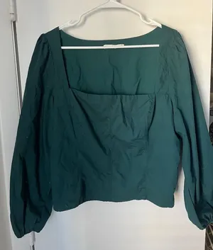 Abercrombie & Fitch Green Square-Neck Long Sleeve Top thumbnail 1