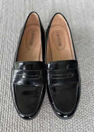 Life Stride Black Patent Penny Loafers Size 10 thumbnail 1