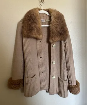 American Vintage Vintage 70s Chunky Wool Knit Cardigan Sweater Fur Trimm Sz Medium Tan‎ thumbnail 1