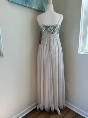 Haute Monde Silver Sequin Bodice with Light Gray Tulle Maxi Dress Size Small thumbnail 2