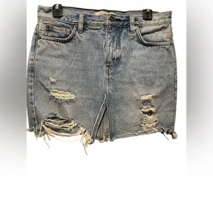 We The Free Distressed Denim Shorts size 26 thumbnail 2