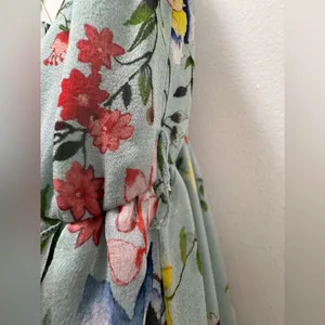 $395 Alice+Olivia Mabel Light Blue Floral Midi Dress 0 thumbnail 7