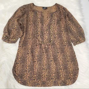 Angie Flowy Medium Shirt Studded bronze notched neck short‎ sleeve pebble print thumbnail 1