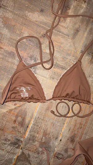 Frankies Bikinis Set thumbnail 5