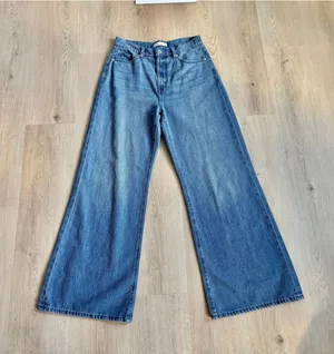 Loft EUC Women's Medium Wash The Palazzo Jeans Size 26/2 thumbnail 1