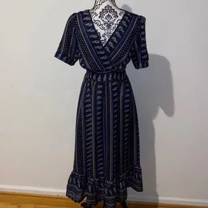 Bohemian Floral Maxi Boho V-Neck Boutique Dress Size Small thumbnail 8