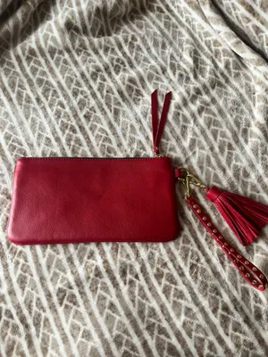 red purse new thumbnail 5