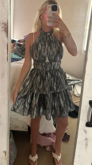 Dress thumbnail 4