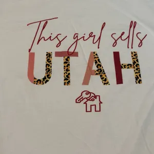 Real Estate T-shirt Women’s Size Large Utah Real Estate thumbnail 2