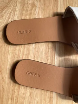 Forever 21 White Sandals thumbnail 4