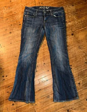 American Eagle size 6 short flared normcore jeans thumbnail 1