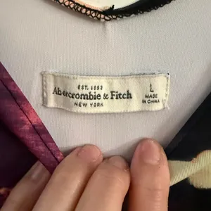 Abercrombie & Fitch Black Floral Mid Flounce Dress Large thumbnail 2