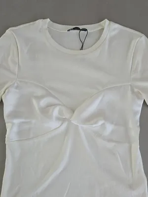 Zara Cream Twist-Front Short Sleeve Tee Size M thumbnail 4