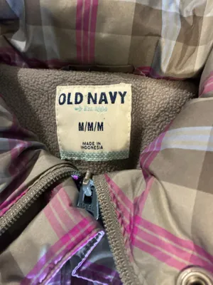 Old Navy Plaid Puffer Vest thumbnail 3