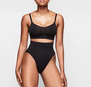 SKIMS Seamless Sculpting Bra thumbnail 1